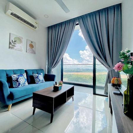 D'Pristine Legoland Apartment Nusajaya  Exterior photo